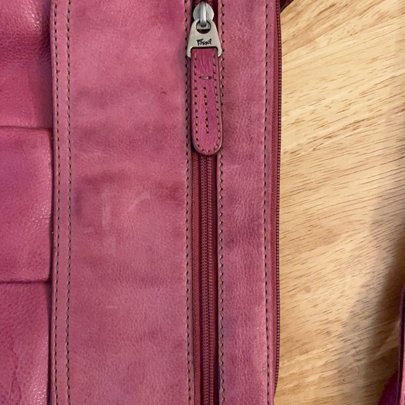 Fossil Pink Leather Adjustable Crossbody Bag - Picture 8 of 12